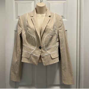Bebe Linen Blazer in Sandshell with white piping - Medium - NWT